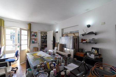 Casa à venda com 360m², 5 quartos e 3 vagas Casa à venda com 360m², 5 quartos e 3 vagasQuarto 1