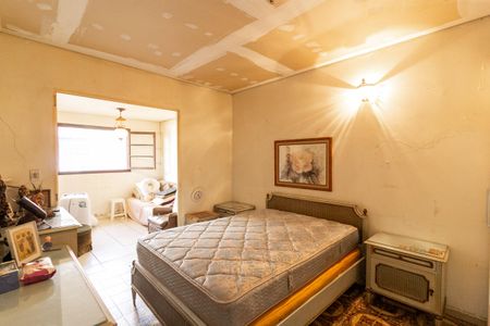 Casa à venda com 360m², 5 quartos e 3 vagas Casa à venda com 360m², 5 quartos e 3 vagasEdícula - Suíte 1