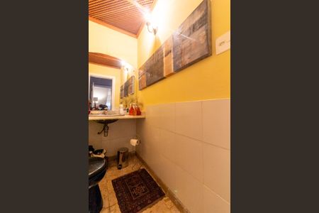 Casa à venda com 360m², 5 quartos e 3 vagas Casa à venda com 360m², 5 quartos e 3 vagasLavabo