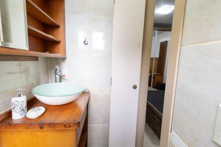 Casa de condomínio para alugar com 80m², 3 quartos e 4 vagas Casa de condomínio para alugar com 80m², 3 quartos e 4 vagasBanheiro da Suíte