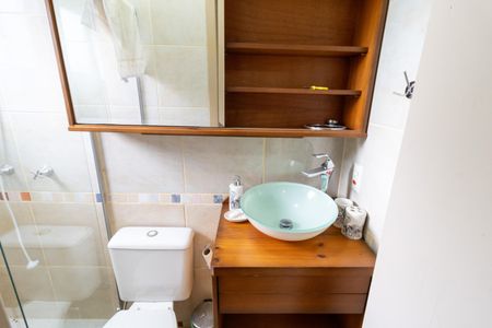 Casa de condomínio para alugar com 80m², 3 quartos e 4 vagas Casa de condomínio para alugar com 80m², 3 quartos e 4 vagasBanheiro da Suíte