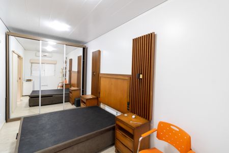 Casa de condomínio para alugar com 80m², 3 quartos e 4 vagas Casa de condomínio para alugar com 80m², 3 quartos e 4 vagasSuíte