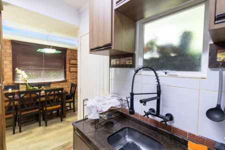 Casa de condomínio para alugar com 80m², 3 quartos e 4 vagas Casa de condomínio para alugar com 80m², 3 quartos e 4 vagasCozinha