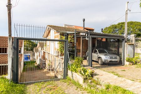 Casa de condomínio para alugar com 80m², 3 quartos e 4 vagas Casa de condomínio para alugar com 80m², 3 quartos e 4 vagasFachada