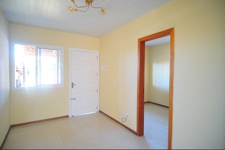 Casa à venda com 54m², 2 quartos e 1 vagaSala