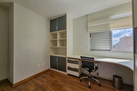 Apartamento à venda com 120m², 3 quartos e 2 vagasQuarto 2