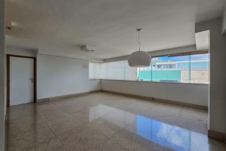 Apartamento à venda com 120m², 3 quartos e 2 vagasSala