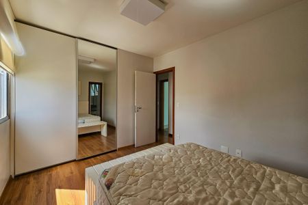 Apartamento à venda com 120m², 3 quartos e 2 vagasSuíte