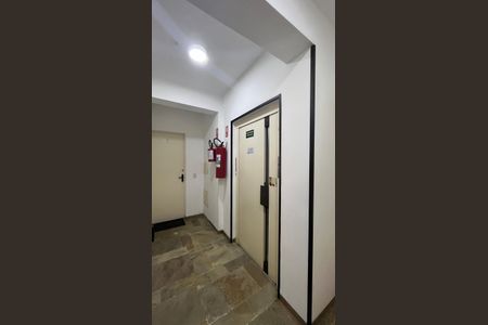 Apartamento à venda com 55m², 2 quartos e sem vagaÁrea comum