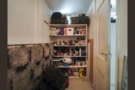 Apartamento à venda com 69m², 2 quartos e 1 vaga Apartamento à venda com 69m², 2 quartos e 1 vagaQuarto de Serviço