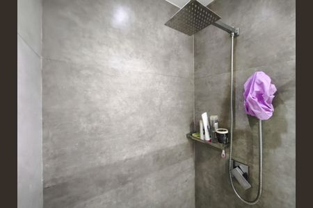 Apartamento à venda com 69m², 2 quartos e 1 vaga Apartamento à venda com 69m², 2 quartos e 1 vagaBanheiro da Suíte