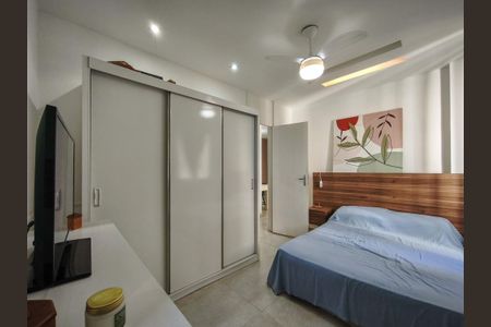 Apartamento à venda com 69m², 2 quartos e 1 vaga Apartamento à venda com 69m², 2 quartos e 1 vagaSuíte