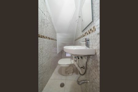 Casa à venda com 108m², 3 quartos e 2 vagasLavabo