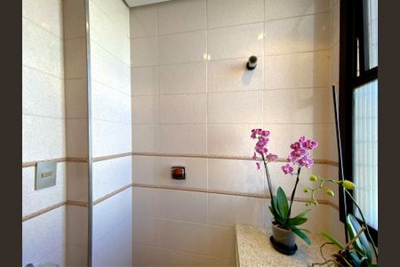 Apartamento à venda com 130m², 4 quartos e 2 vagasLavabo da Sala