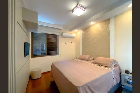 Apartamento à venda com 130m², 4 quartos e 2 vagasSuite