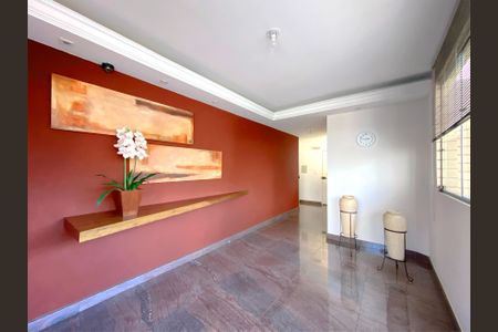 Apartamento à venda com 130m², 4 quartos e 2 vagasÁrea comum - Hall