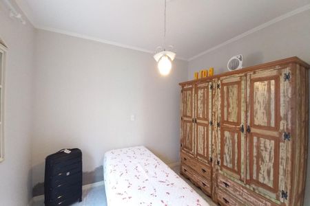 Casa à venda com 180m², 6 quartos e 2 vagas Casa à venda com 180m², 6 quartos e 2 vagasQuarto 2