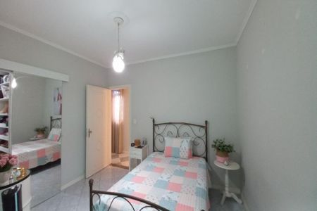 Casa à venda com 180m², 6 quartos e 2 vagas Casa à venda com 180m², 6 quartos e 2 vagasSuíte 1