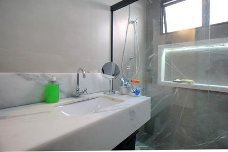 Casa à venda com 350m², 3 quartos e 3 vagasBanheiro