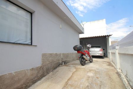 Casa à venda com 350m², 3 quartos e 3 vagasGaragem