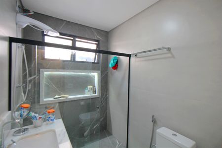 Casa à venda com 350m², 3 quartos e 3 vagasBanheiro