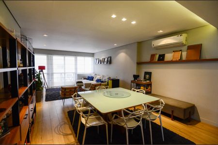 Apartamento à venda com 156m², 3 quartos e 2 vagasSala