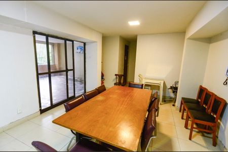 Apartamento à venda com 156m², 3 quartos e 2 vagasÁrea comum - Salão de festas