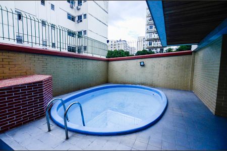 Apartamento à venda com 156m², 3 quartos e 2 vagasÁrea comum - Piscina