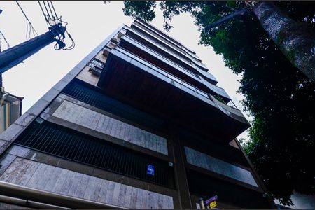 Apartamento à venda com 156m², 3 quartos e 2 vagasFachada