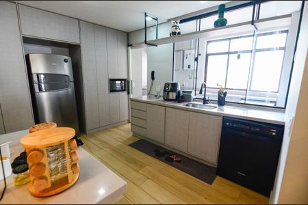 Apartamento à venda com 156m², 3 quartos e 2 vagasCozinha