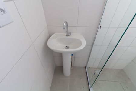 Apartamento à venda com 40m², 2 quartos e sem vaga Apartamento à venda com 40m², 2 quartos e sem vagaBanheiro Social