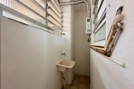 Apartamento à venda com 74m², 2 quartos e sem vaga Apartamento à venda com 74m², 2 quartos e sem vagaÁrea de Serviço