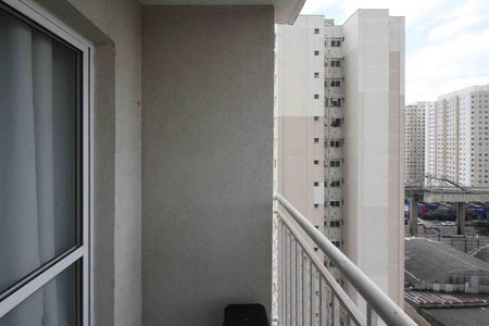 Apartamento à venda com 54m², 2 quartos e 1 vaga Apartamento à venda com 54m², 2 quartos e 1 vagaVaranda