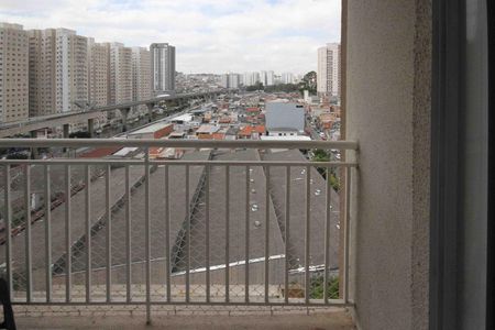 Apartamento à venda com 54m², 2 quartos e 1 vaga Apartamento à venda com 54m², 2 quartos e 1 vagaVaranda