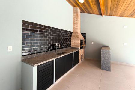 Casa de condomínio à venda com 410m², 3 quartos e 4 vagas Casa de condomínio à venda com 410m², 3 quartos e 4 vagasÁrea comum