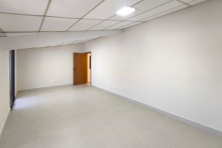 Casa de condomínio à venda com 410m², 3 quartos e 4 vagas Casa de condomínio à venda com 410m², 3 quartos e 4 vagasEspaço Salão