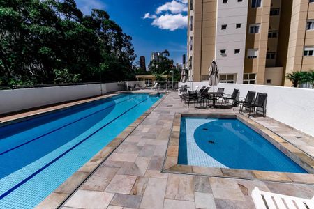 Apartamento à venda com 87m², 2 quartos e 2 vagas Apartamento à venda com 87m², 2 quartos e 2 vagasÁrea comum - Piscina