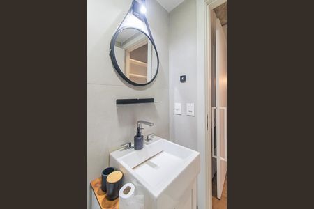 Banheiro de apartamento à venda com 1 quarto, 47m² em Menino Deus, Porto Alegre
