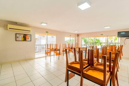 Apartamento à venda com 56m², 2 quartos e 1 vaga Apartamento à venda com 56m², 2 quartos e 1 vagaÁrea comum - Salão de festas