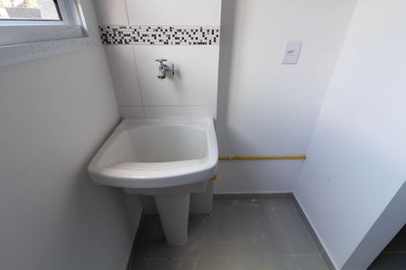 Apartamento para alugar com 40m², 2 quartos e sem vaga Apartamento para alugar com 40m², 2 quartos e sem vagaÁrea de Serviço
