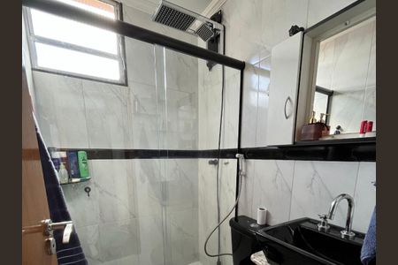 banheiro  de apartamento à venda com 2 quartos, 50m² em Chácara Sergipe, São Bernardo do Campo