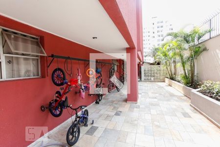 Apartamento à venda com 104m², 3 quartos e 1 vagaÁrea comum 