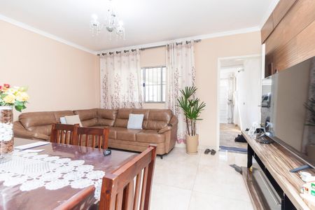 Casa à venda com 59m², 2 quartos e 2 vagas Casa à venda com 59m², 2 quartos e 2 vagasSala