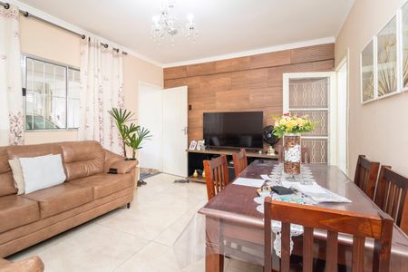 Casa à venda com 59m², 2 quartos e 2 vagas Casa à venda com 59m², 2 quartos e 2 vagasSala