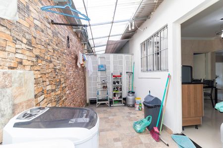 Casa à venda com 59m², 2 quartos e 2 vagas Casa à venda com 59m², 2 quartos e 2 vagasÁrea de Serviço