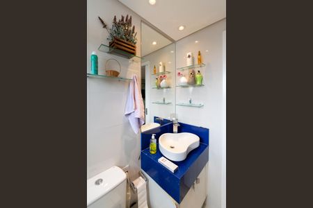 Casa de condomínio à venda com 155m², 3 quartos e 3 vagas Casa de condomínio à venda com 155m², 3 quartos e 3 vagasBanheiro da Suíte