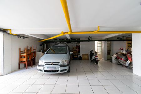 Casa de condomínio à venda com 155m², 3 quartos e 3 vagas Casa de condomínio à venda com 155m², 3 quartos e 3 vagasÁrea comum