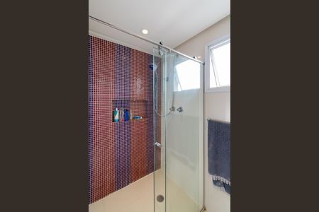 Casa de condomínio à venda com 155m², 3 quartos e 3 vagas Casa de condomínio à venda com 155m², 3 quartos e 3 vagasBanheiro Social