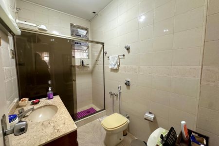 Apartamento à venda com 100m², 2 quartos e sem vagaBanheiro