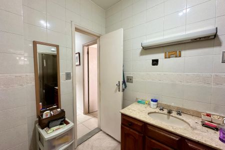 Apartamento à venda com 100m², 2 quartos e sem vagaBanheiro